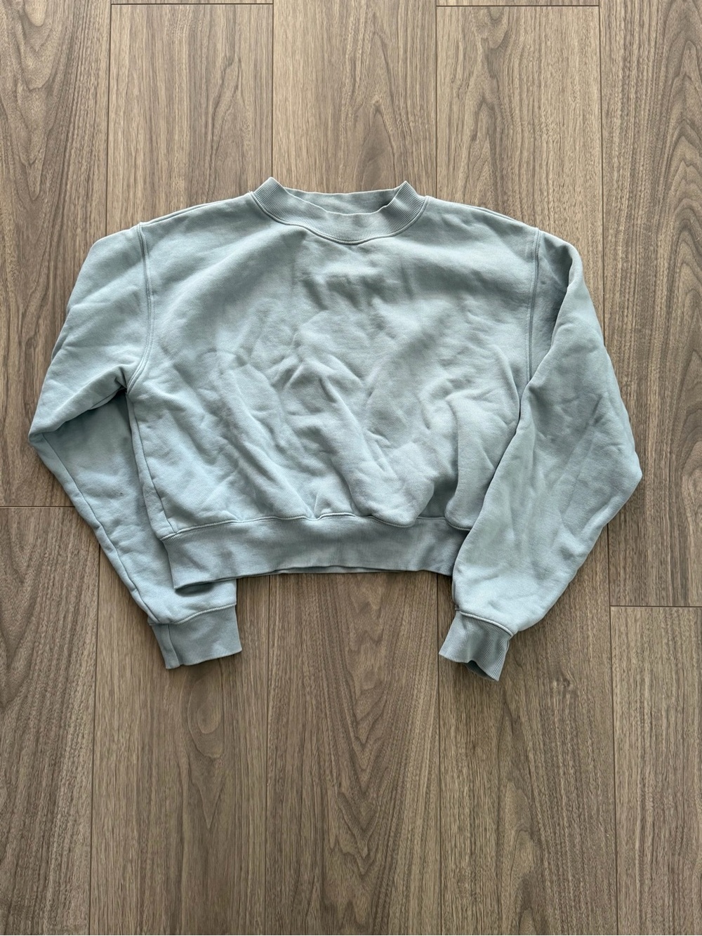 TNA Cropped Crewneck Sweatshirt - Light Sage